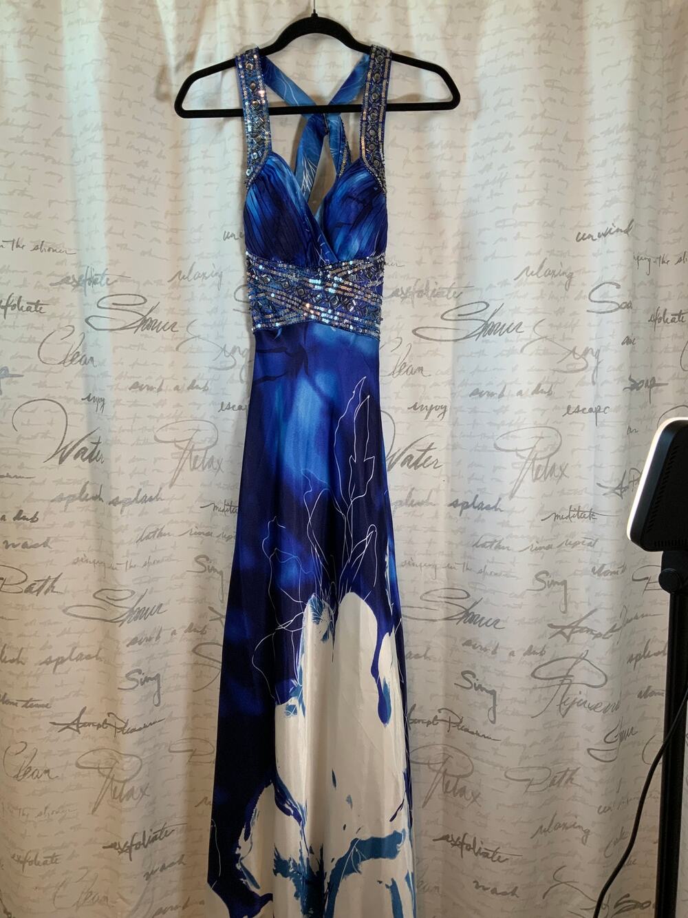 Vintage Cachet Y2K Beaded Blue White Open Back Gown Dress Size 0/XS Prom